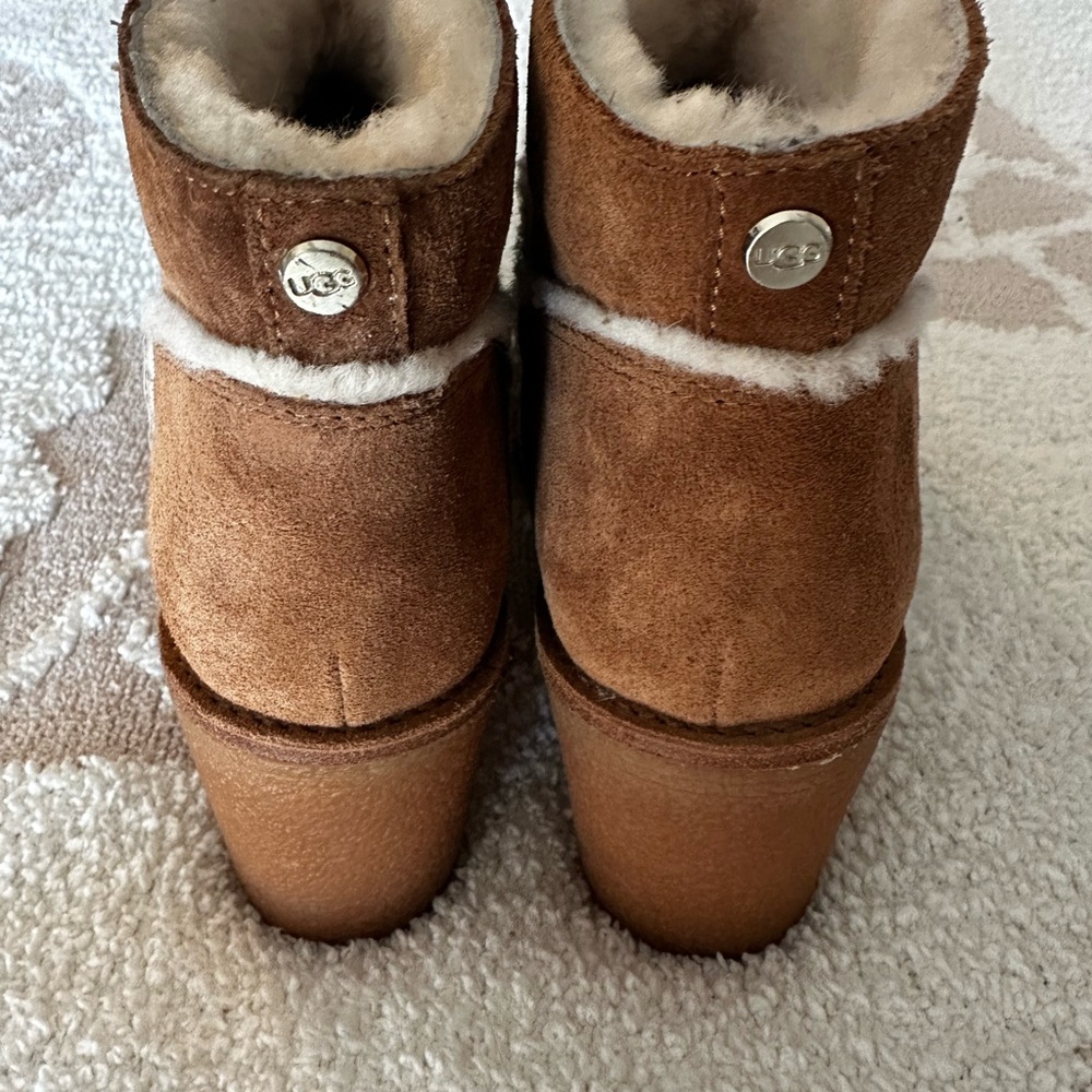 Ugg Kasen Bootie - image 4